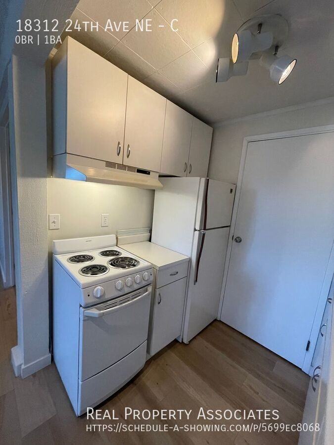 18312 24th Ave Ne #C - Photo 6 of 12