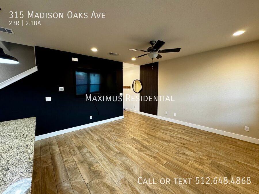 315 Madison Oaks Ave - Photo 4 of 24