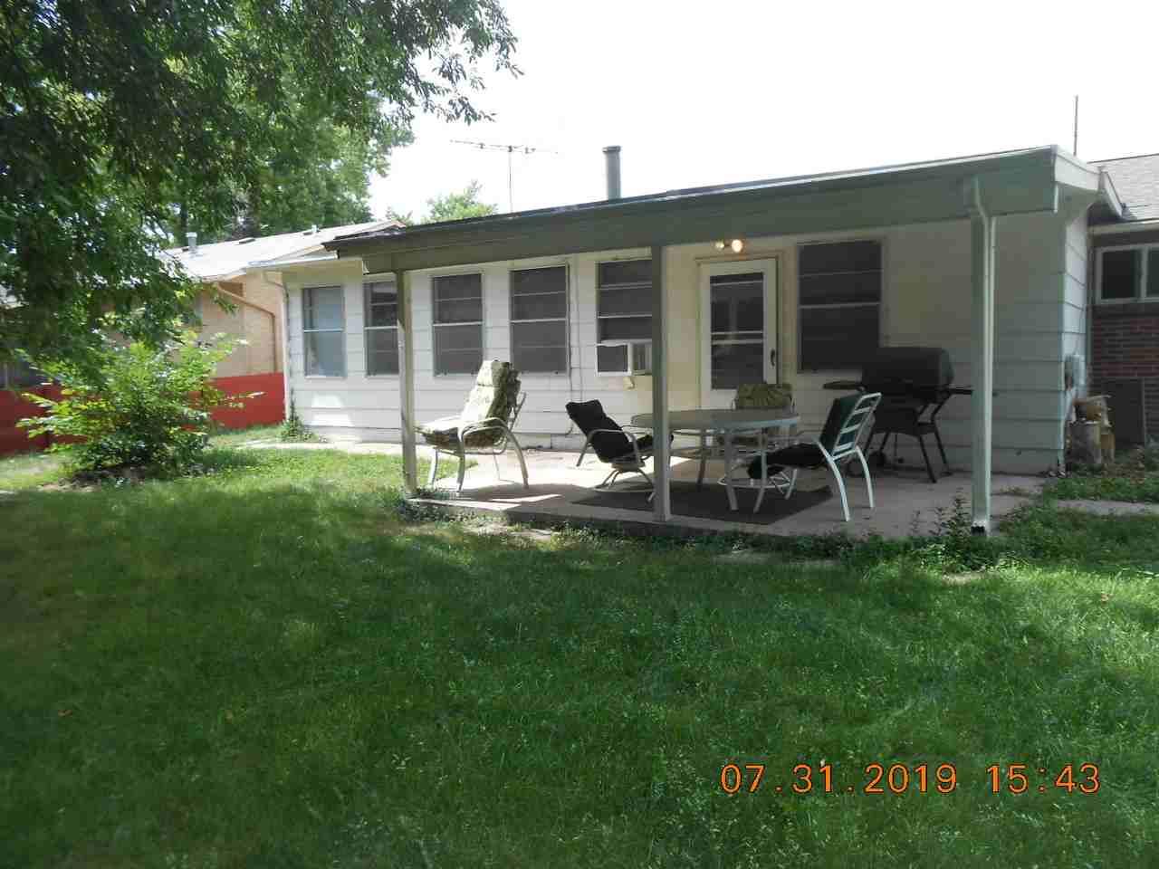 1921 Springfield Dr #1 - Photo 2 of 20