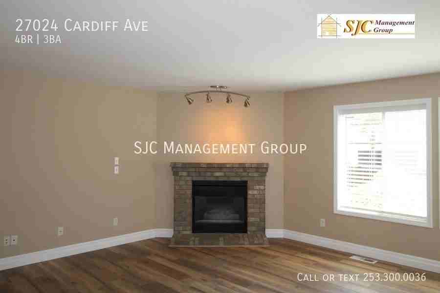 27024 Cardiff Ave - Photo 4 of 17