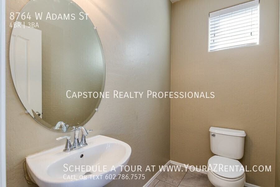 8764 W Adams St - Photo 5 of 13