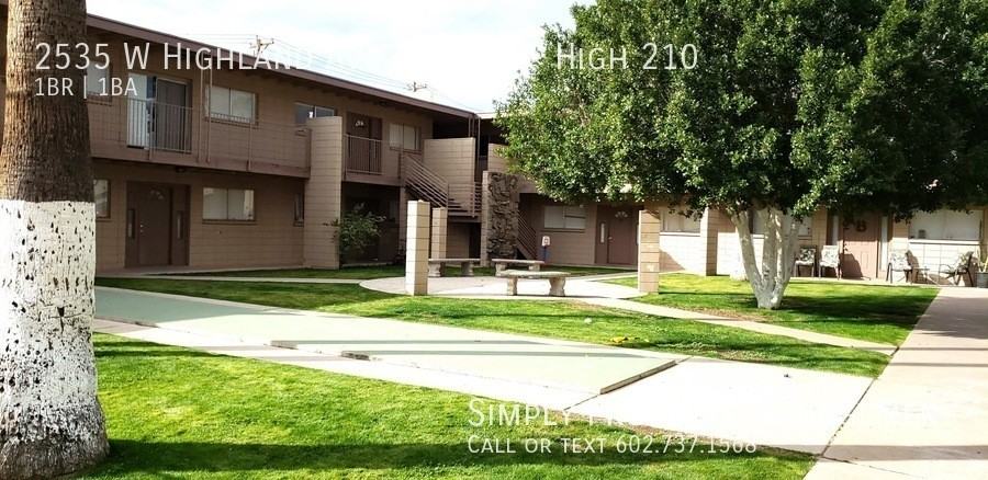 2535 W Highland Ave Apt 210 - Photo 6 of 12