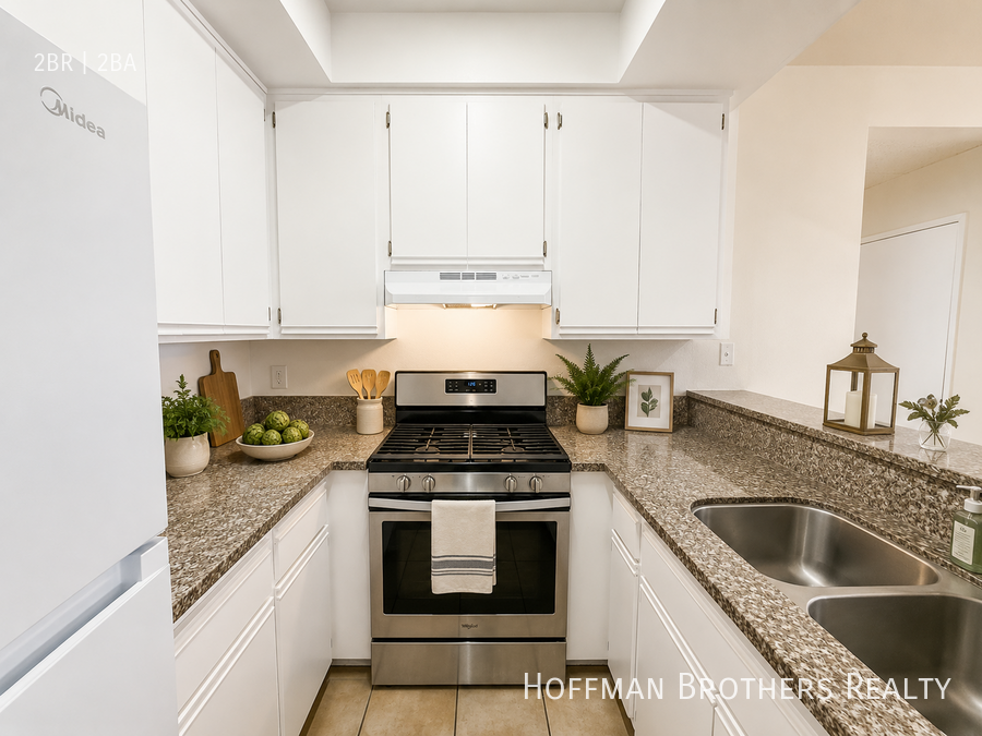 11457 Collins St #210 - Photo 4 of 11