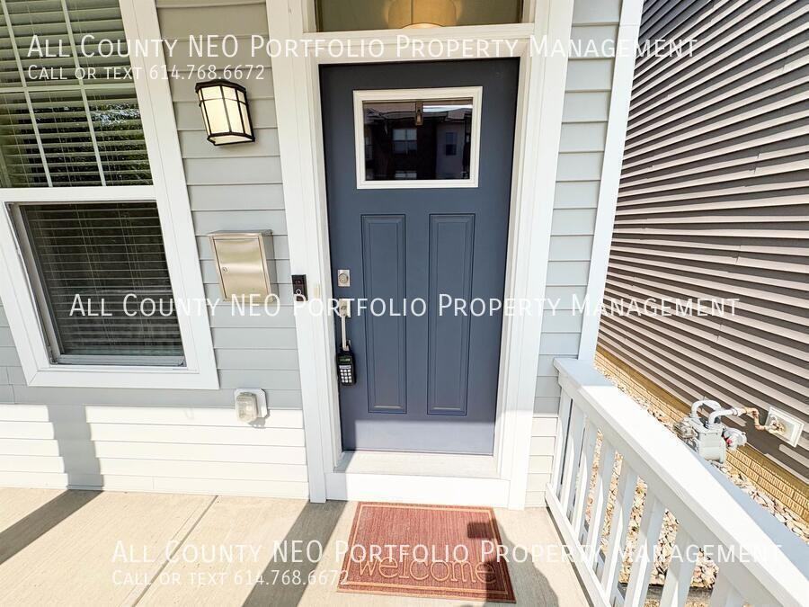 1383 N Grant Ave - Photo 4 of 47