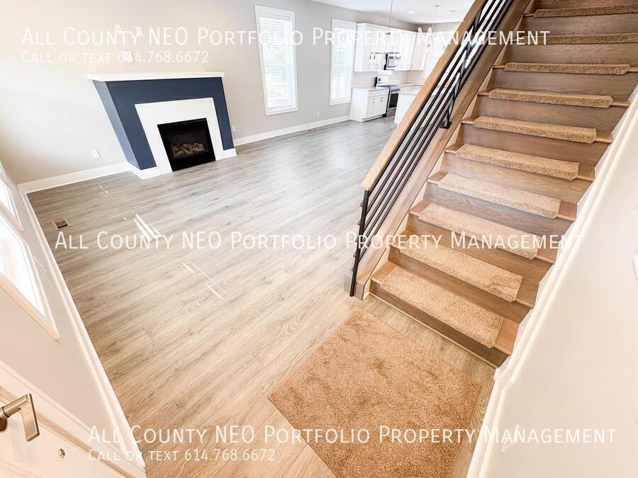1383 N Grant Ave - Photo 5 of 47