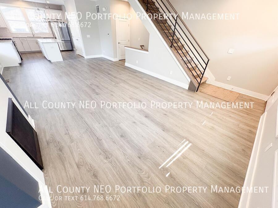 1383 N Grant Ave - Photo 6 of 47