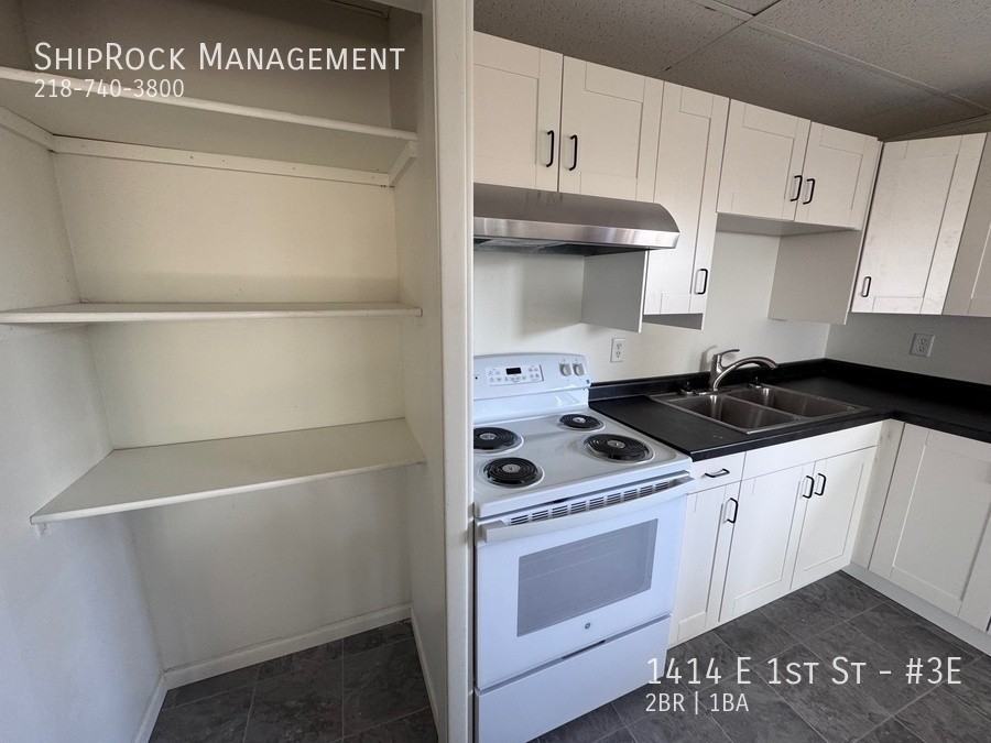1414 E 1st St #3E - Photo 2 of 10
