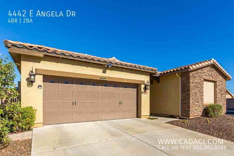 4442 E Angela Dr - Photo 5 of 31