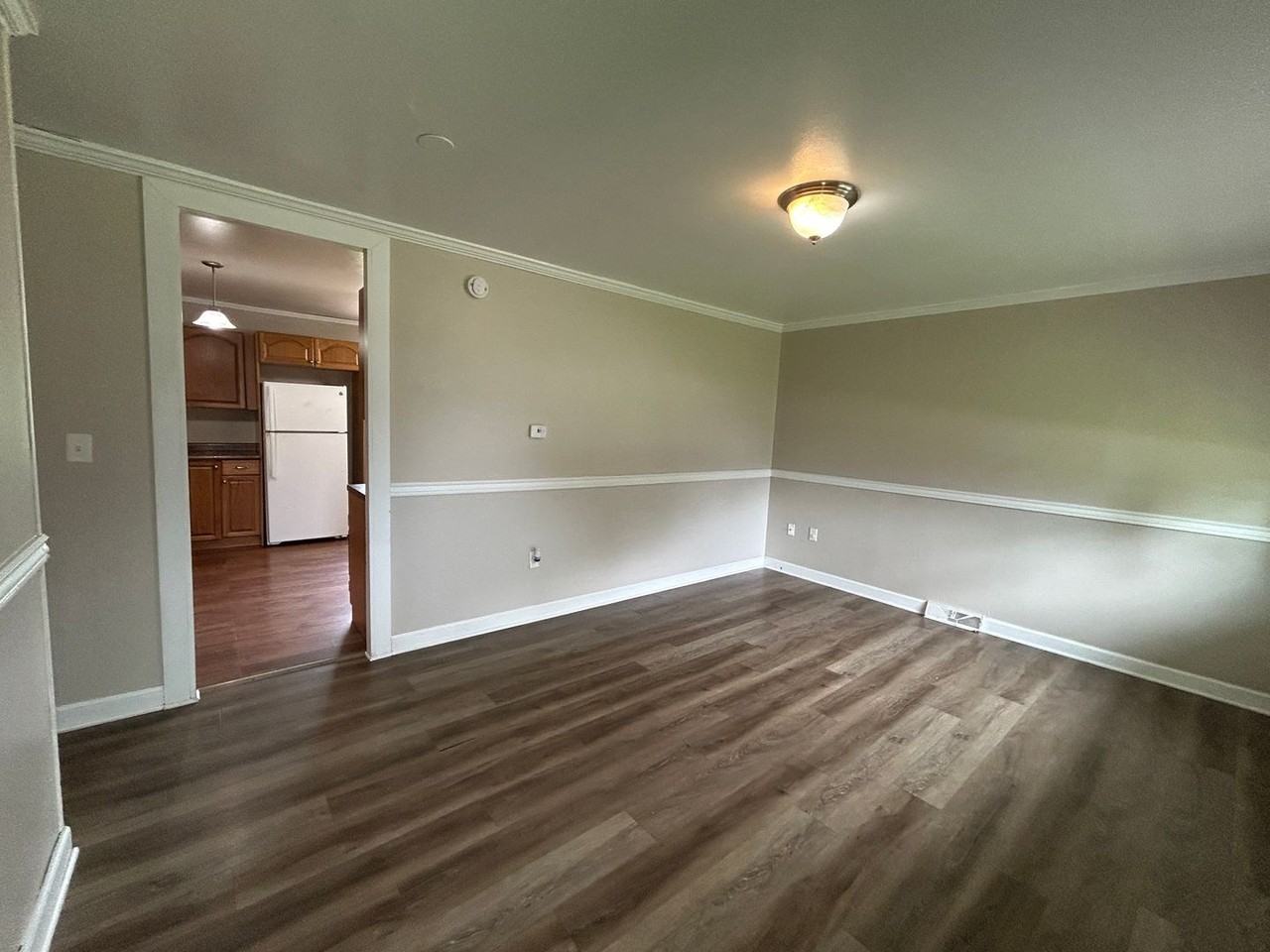 210 8th St E - Photo 2 of 17