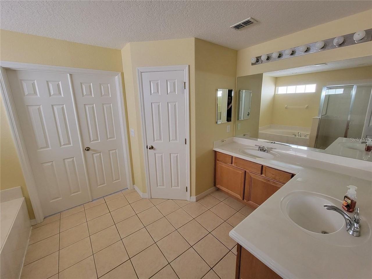 9722 Moss Rose Way - Photo 5 of 21