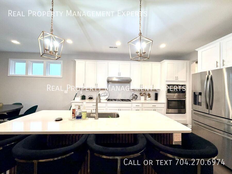 194 Winterberry St - Photo 4 of 26