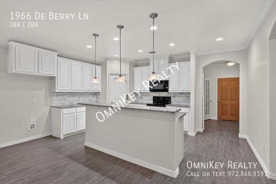 1966 De Berry Ln - Photo 7 of 28