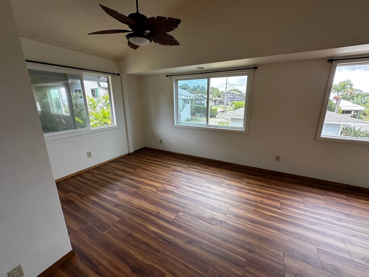 65 Healani Pl - Photo 2 of 17