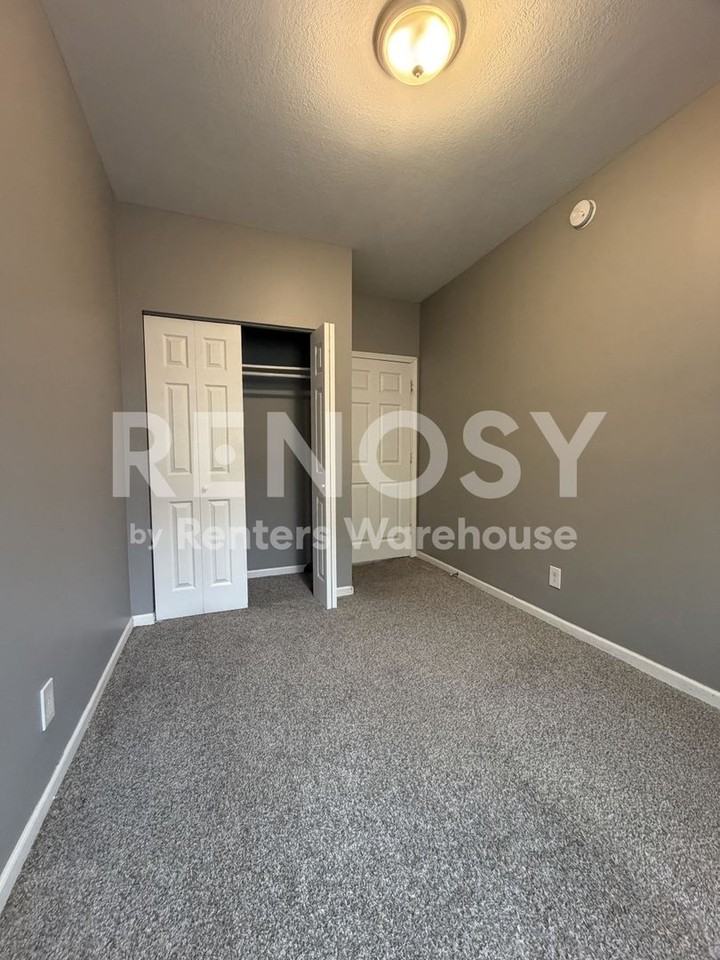 2540 12th Ave S #2 - Photo 6 of 19
