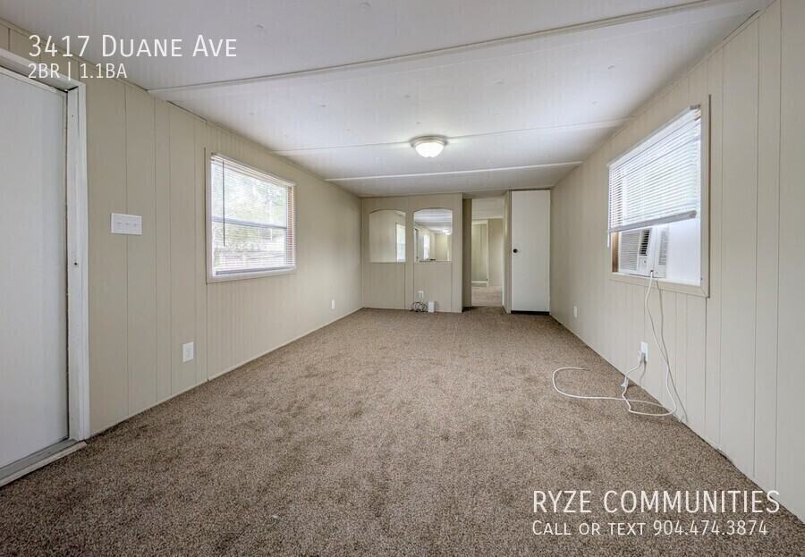 3417 Duane Ave - Photo 5 of 16