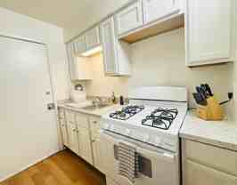 922 E Brownlee St ## D35 - Photo 1 of 1