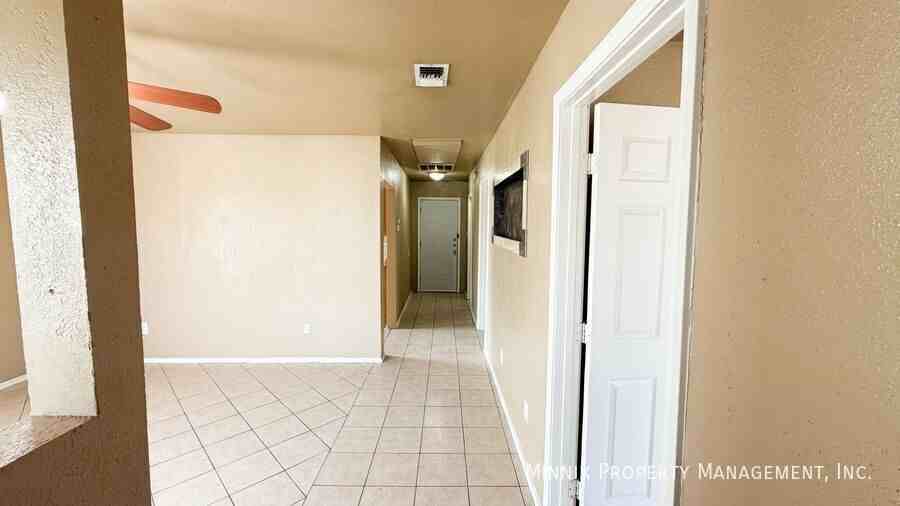 7322 25th St - Photo 6 of 16