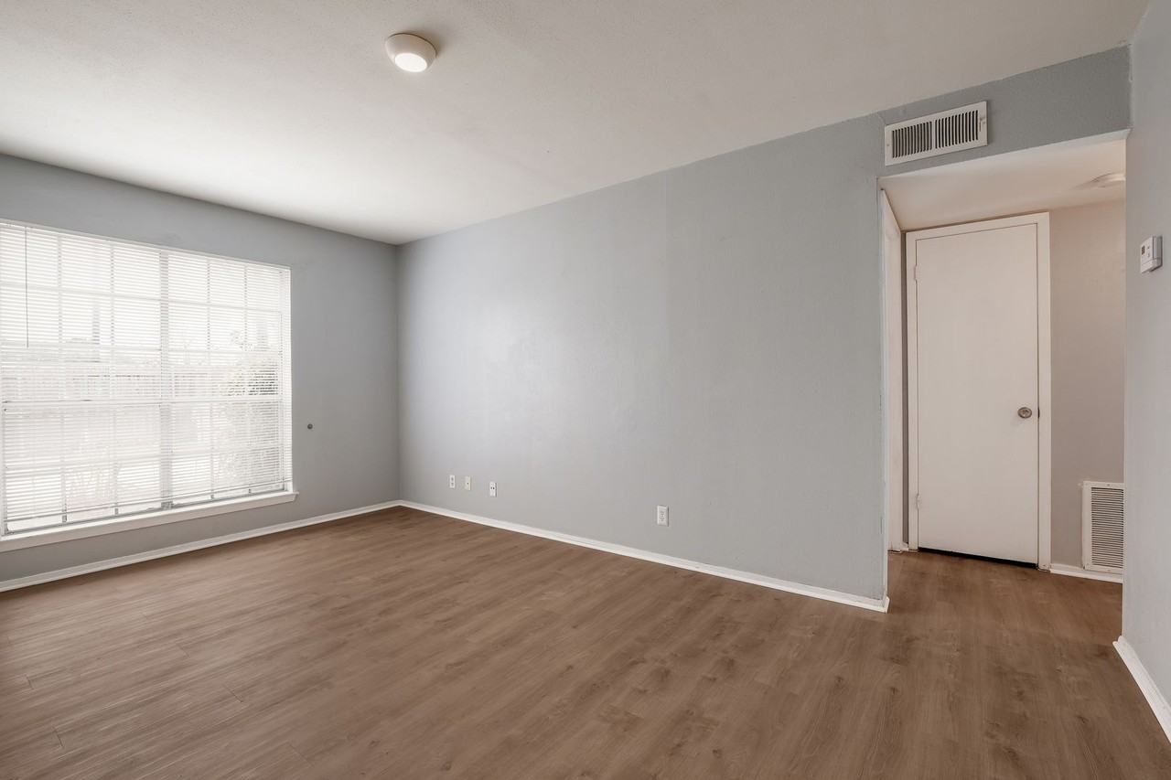 2551 San Pedro Ave #106 - Photo 6 of 18