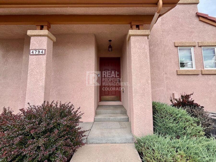 4794 Sand Mountain Pt - Photo 3 of 18