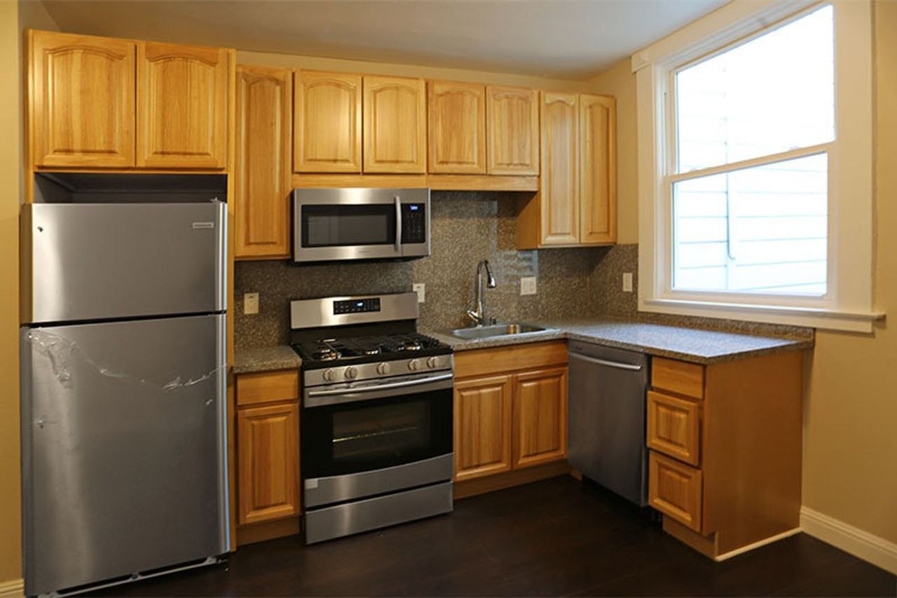 780 Guerrero St - Photo 4 of 12