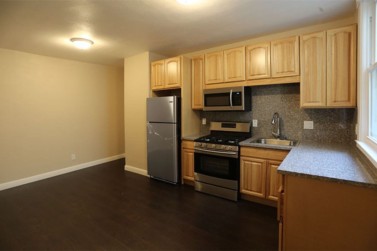 780 Guerrero St - Photo 5 of 12