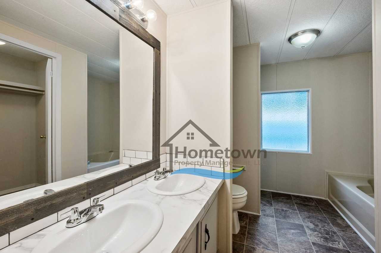 140 W Cosgrove Rd - Photo 6 of 27