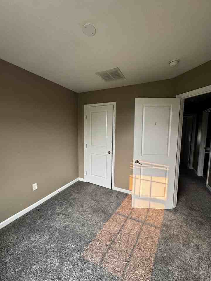 1918 Georgetown Dr - Photo 7 of 10