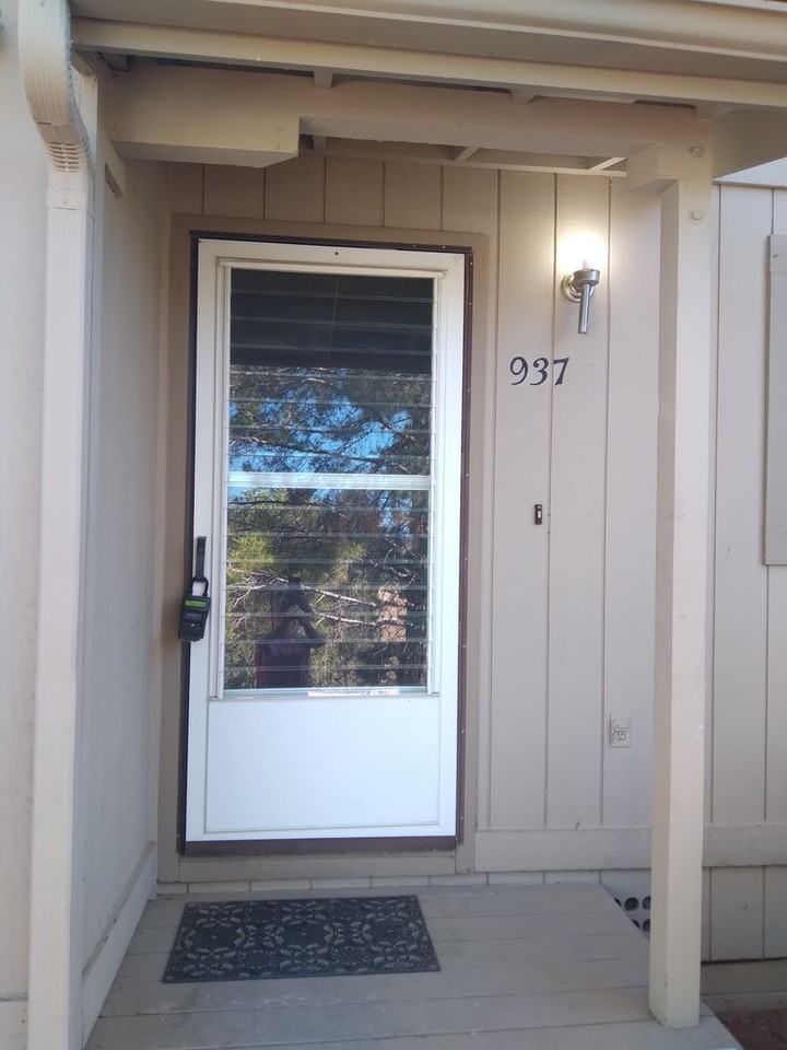 937 W Madera Ln - Photo 2 of 34