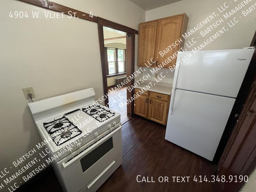 4904 W Vliet St #4 - Photo 7 of 9