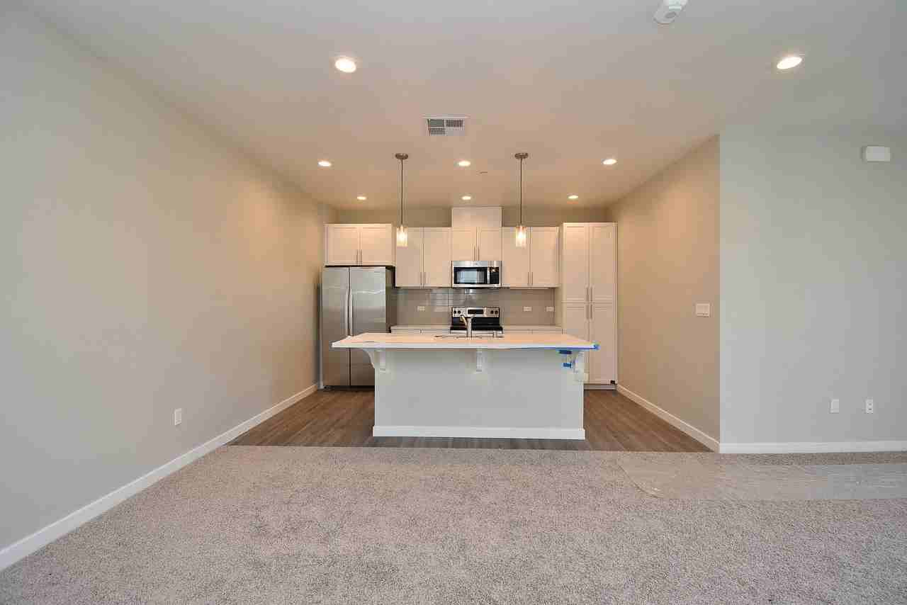 3881 Bonde Way - Photo 4 of 14