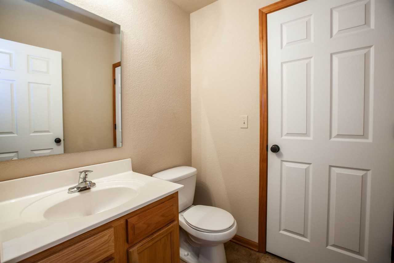 724 Oakbrook Pl - Photo 6 of 16