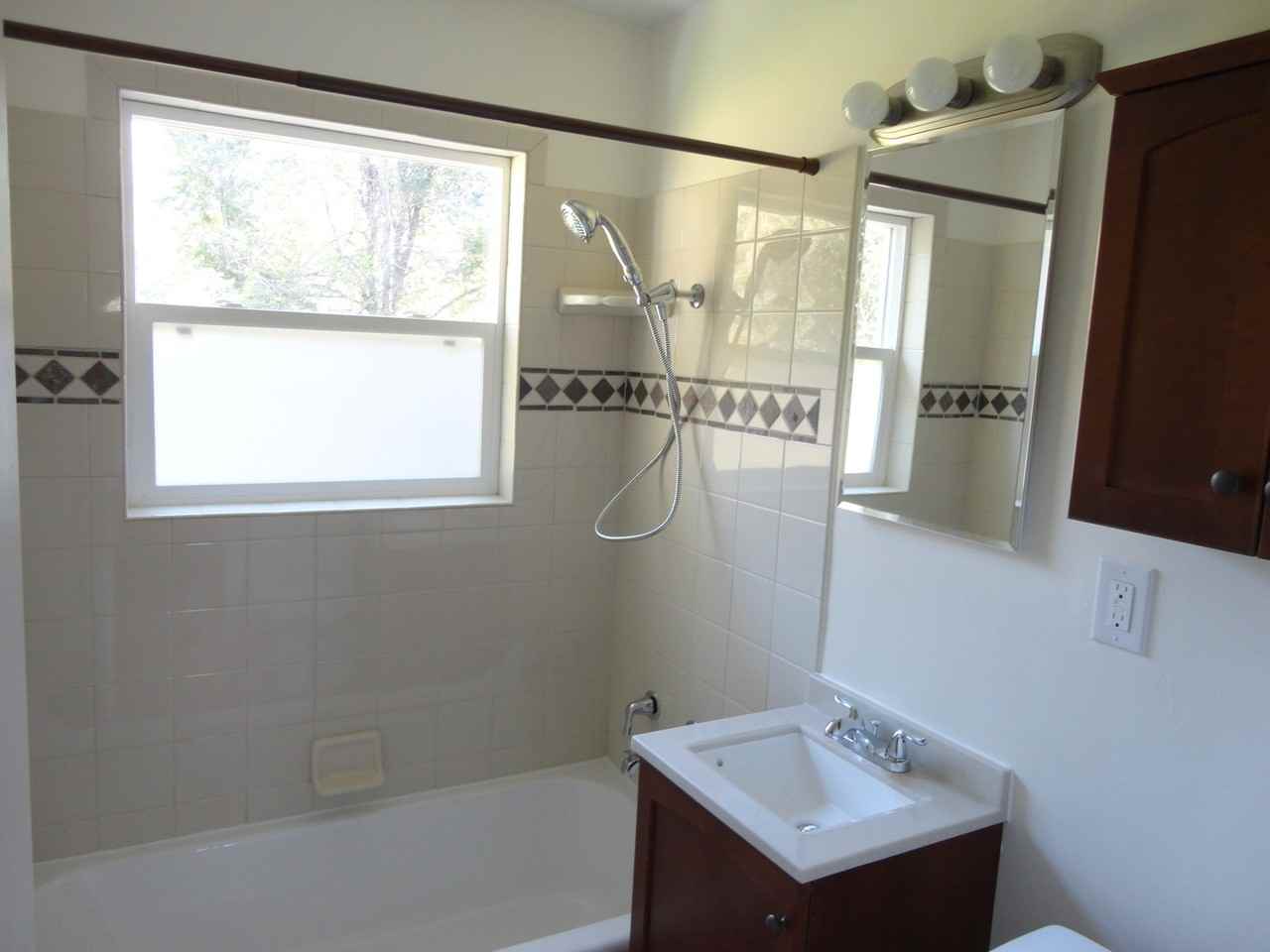 3630 Teller St - Photo 5 of 7