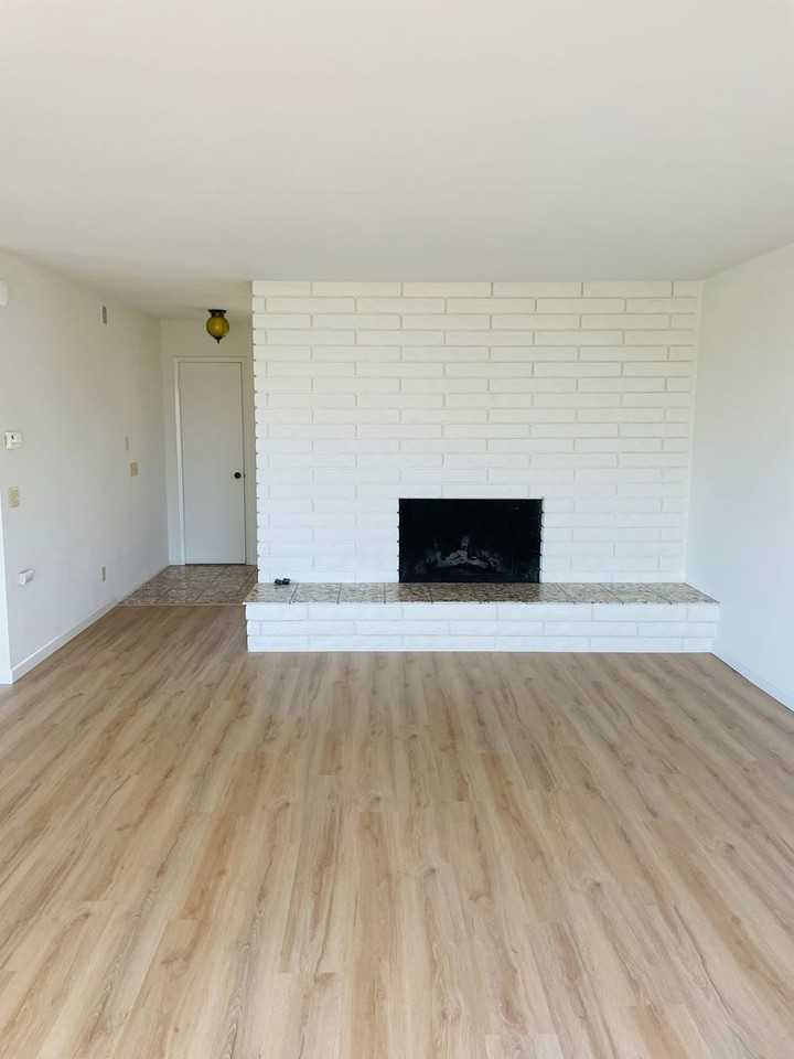 469 Kern Ave - Photo 4 of 28
