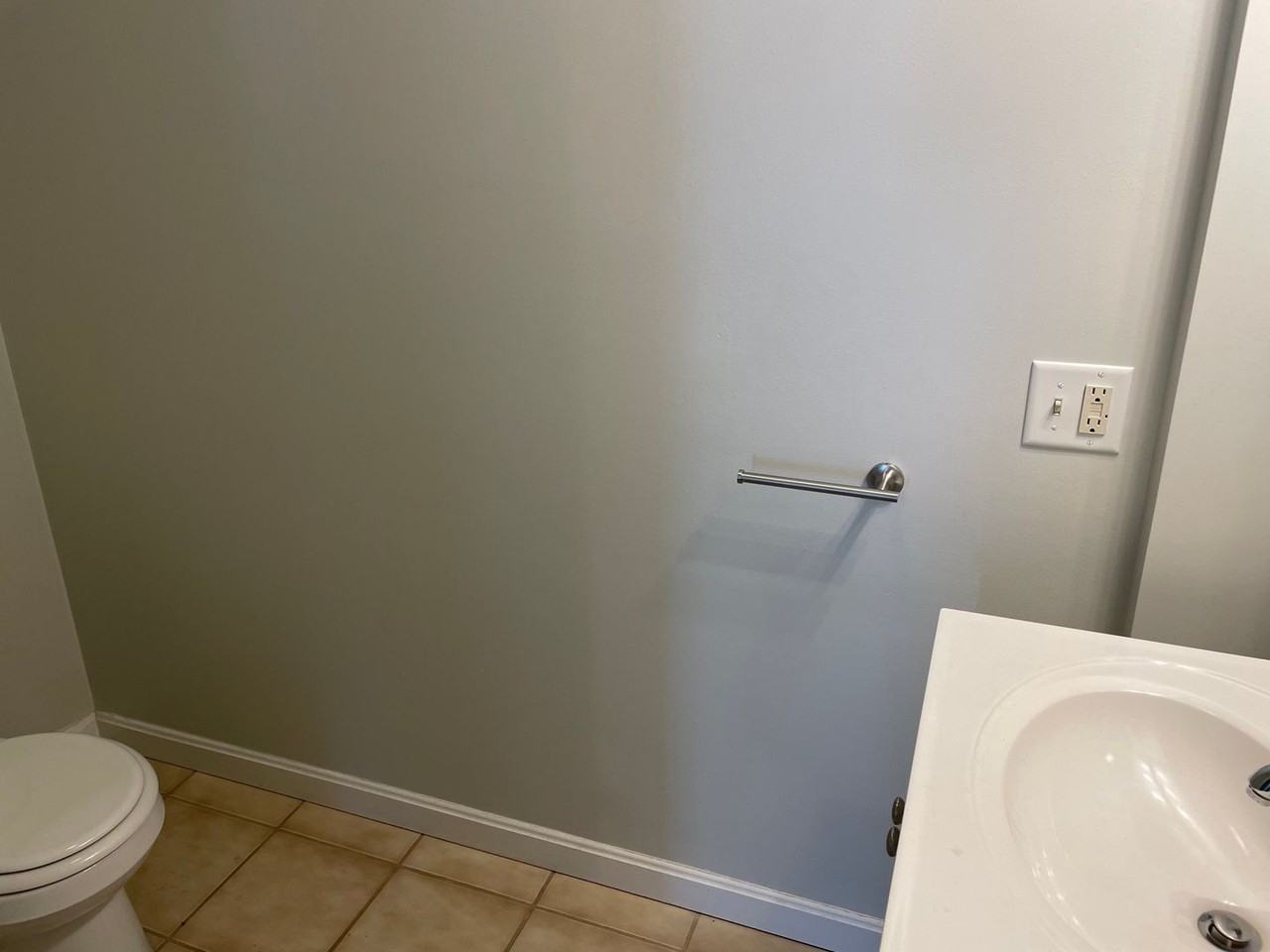 1488 Westminster St - Photo 7 of 26
