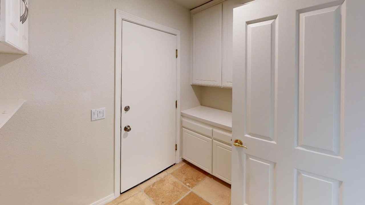 4655 Snapdragon Way - Photo 4 of 22