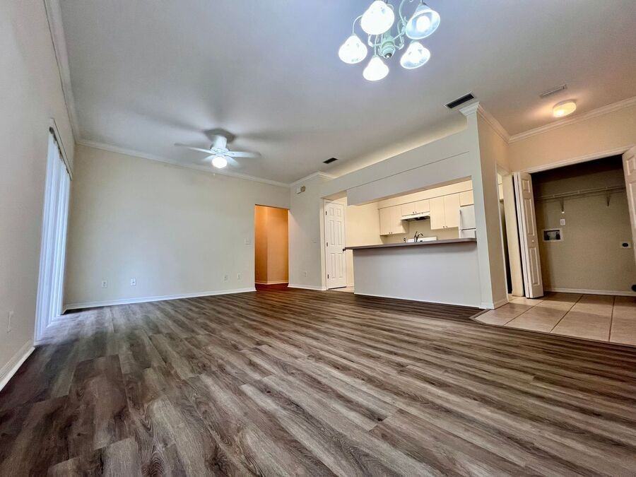 1203 Eagle Pond Dr - Photo 2 of 14