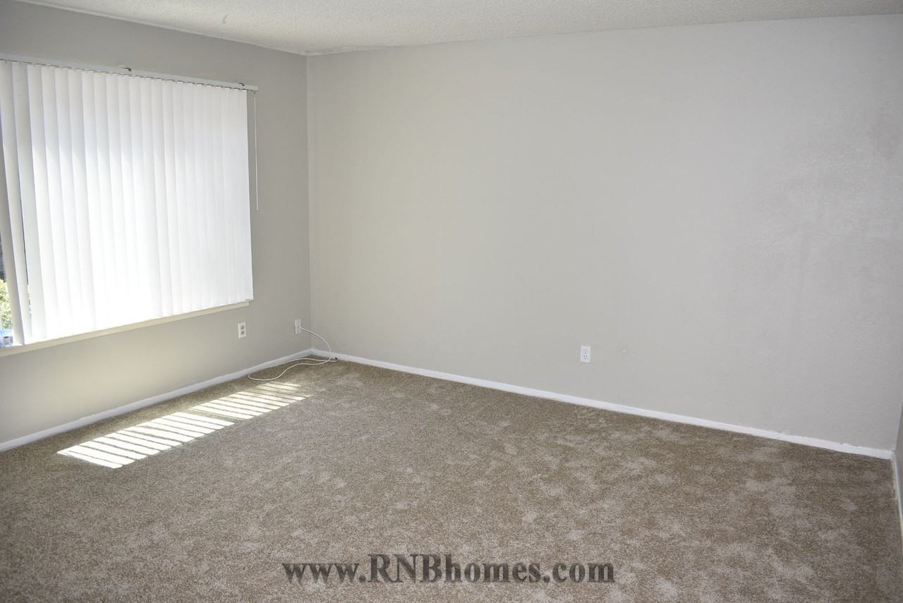 5237 Manzanita Ave #2 - Photo 4 of 21