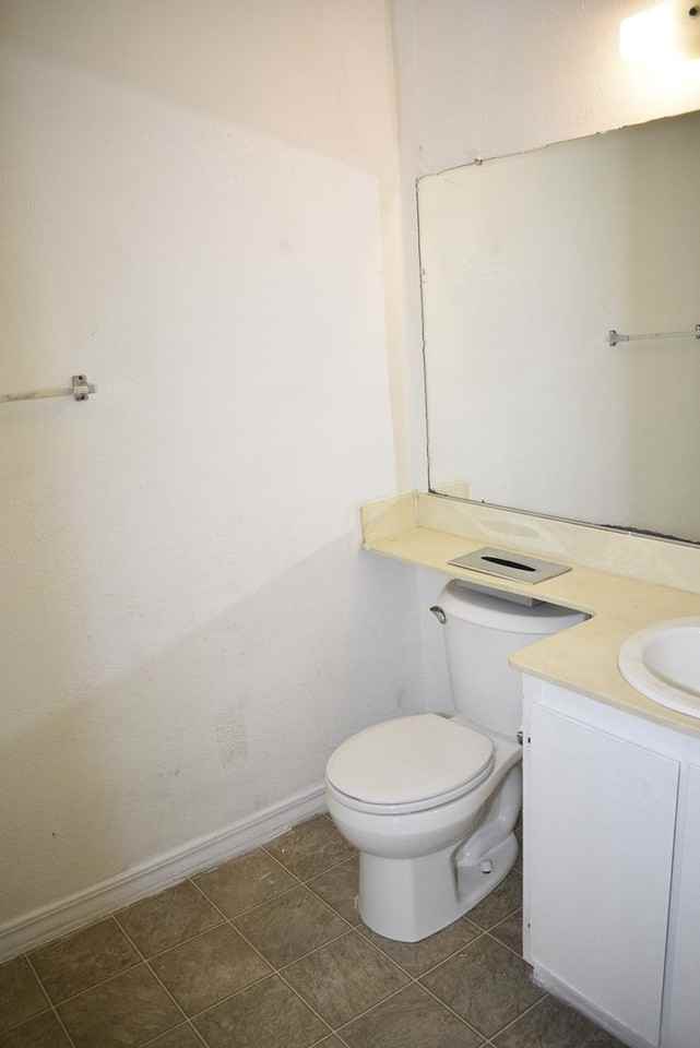5237 Manzanita Ave #2 - Photo 6 of 21