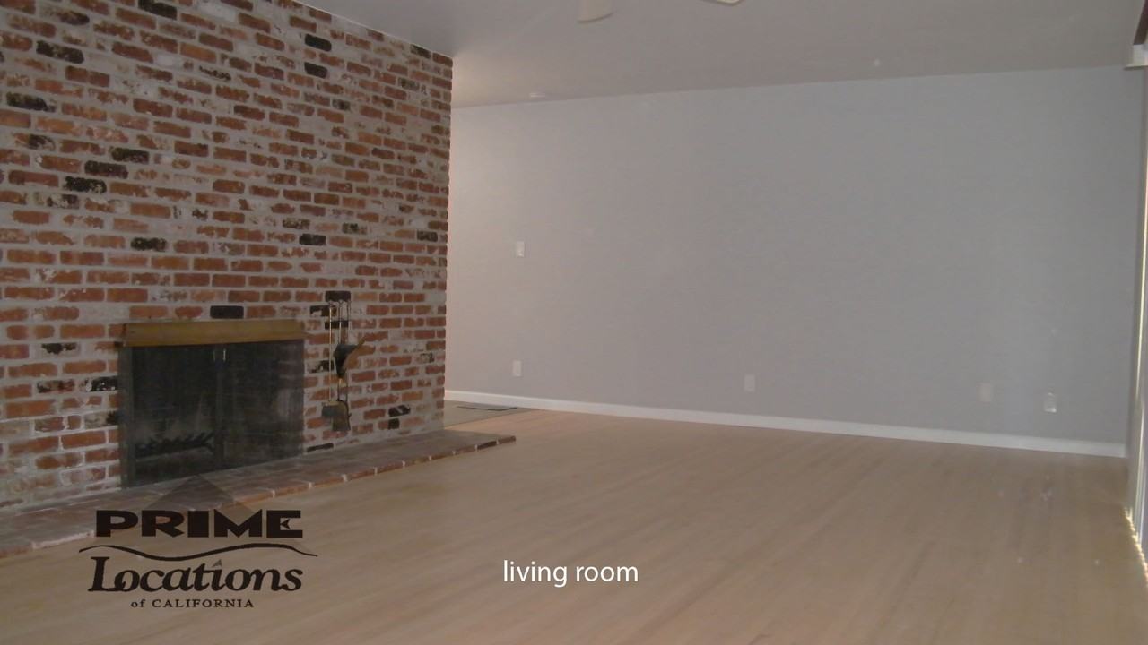3342 Brunner Dr - Photo 2 of 6