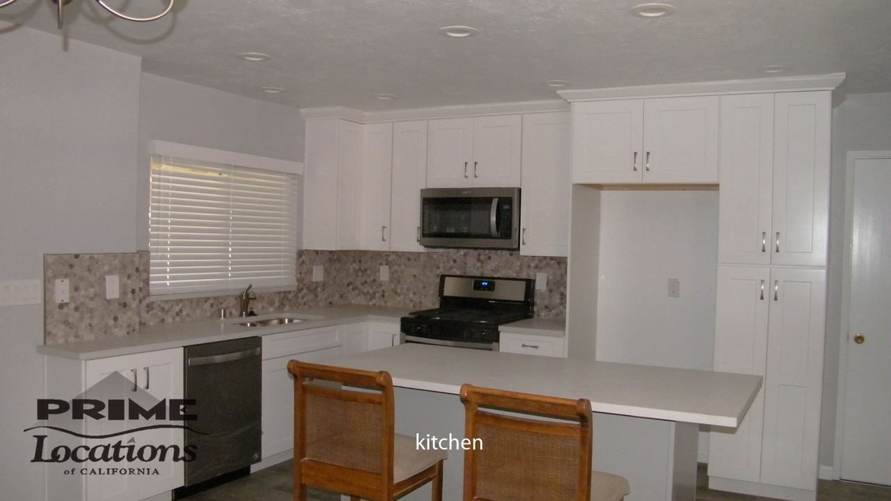 3342 Brunner Dr - Photo 4 of 6