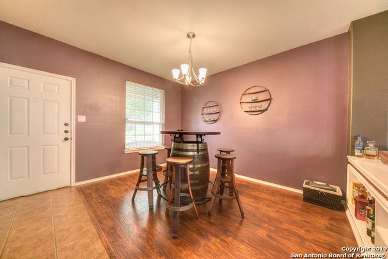 157 Carmel Dr - Photo 6 of 25