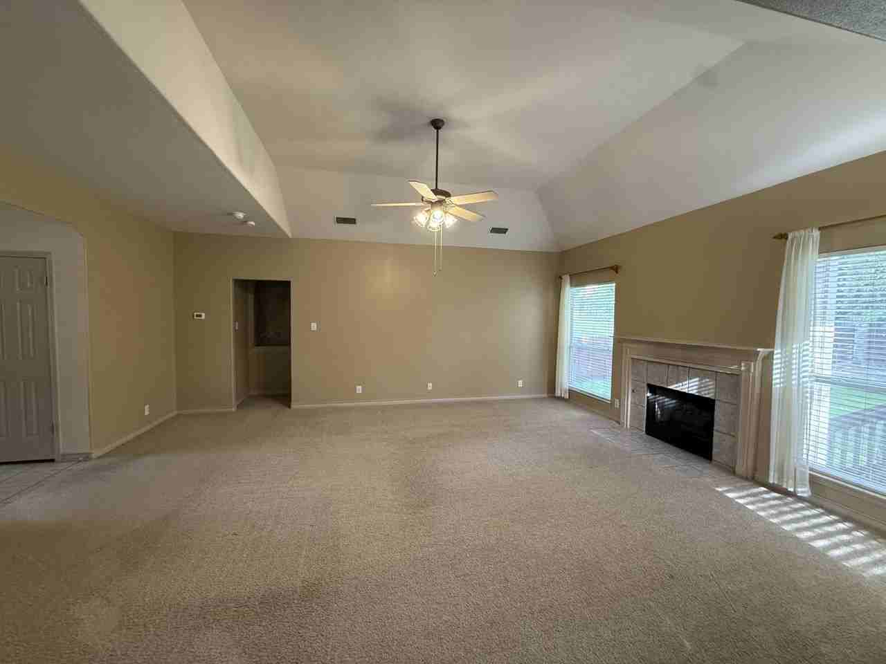 18123 Brookwood Frst - Photo 6 of 29