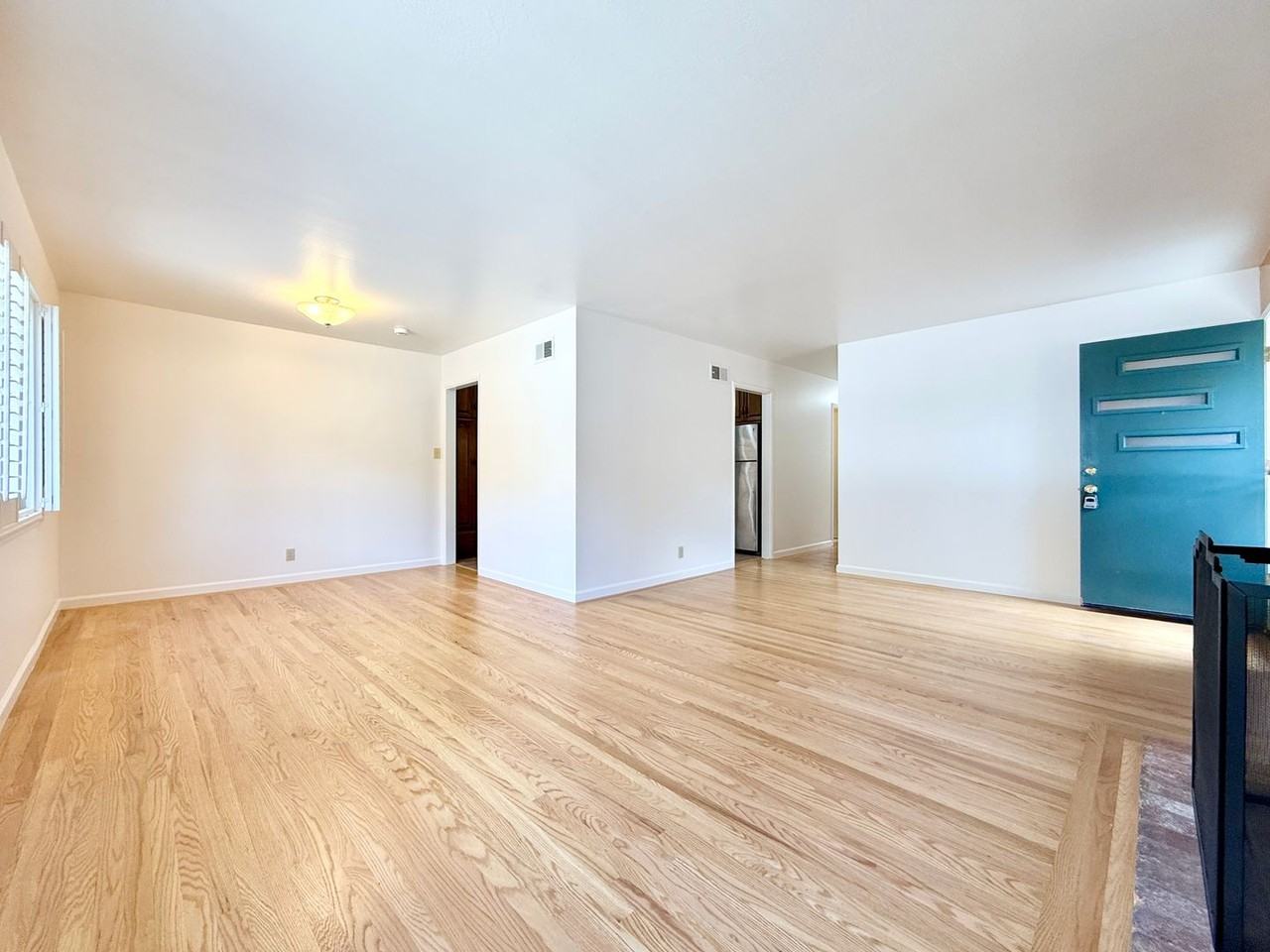 420 Madison Ave - Photo 6 of 37