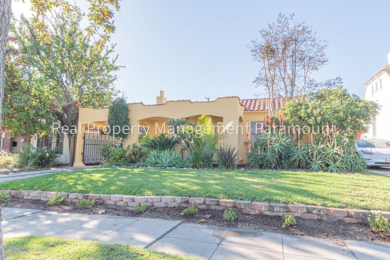 1929 N Berendo St - Photo 2 of 40