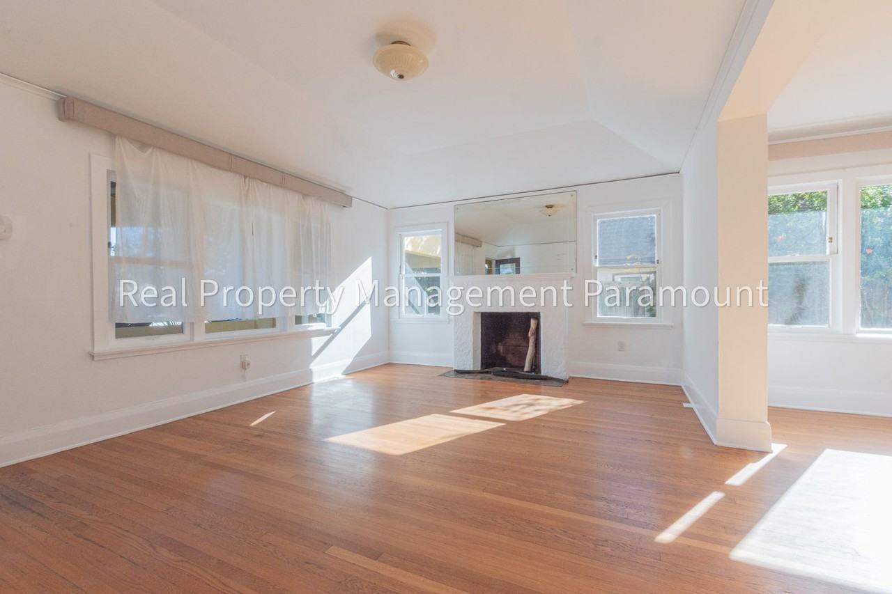 1929 N Berendo St - Photo 5 of 40