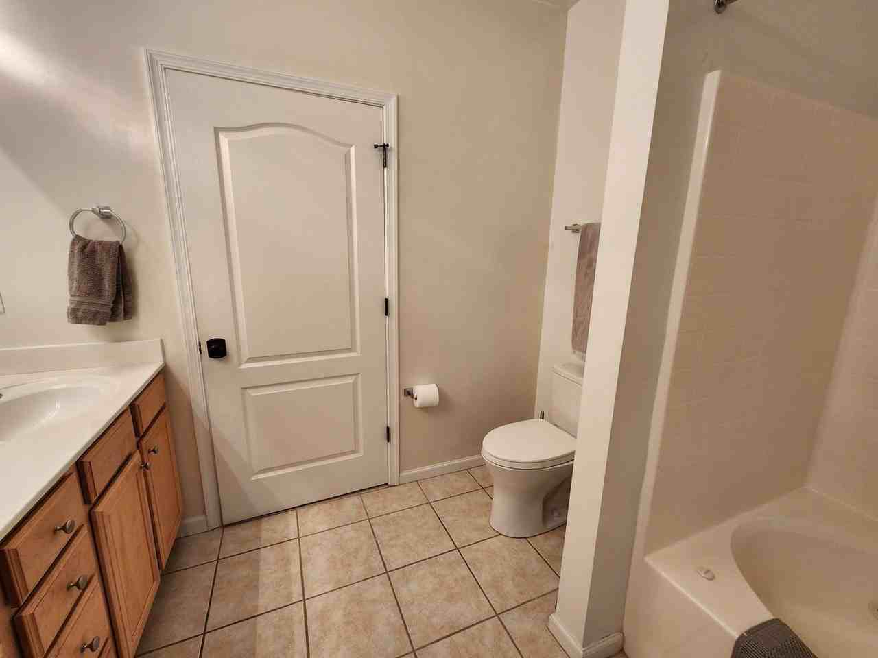 522 Knolls Dr - Photo 4 of 26