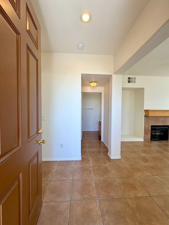 10211 Delray Beach Ave #102 - Photo 3 of 40
