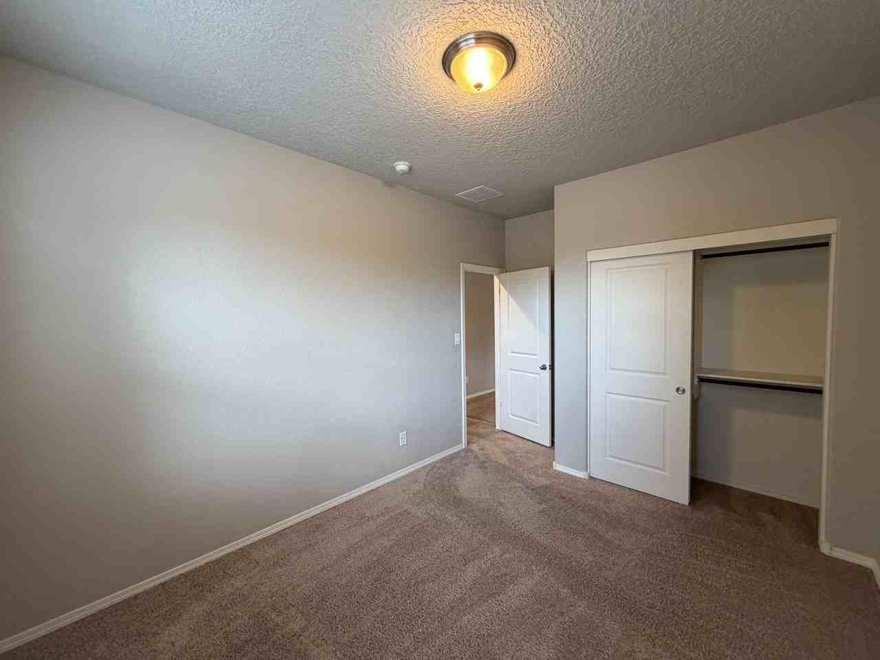 7005 Silver Moon Rd Nw - Photo 6 of 32