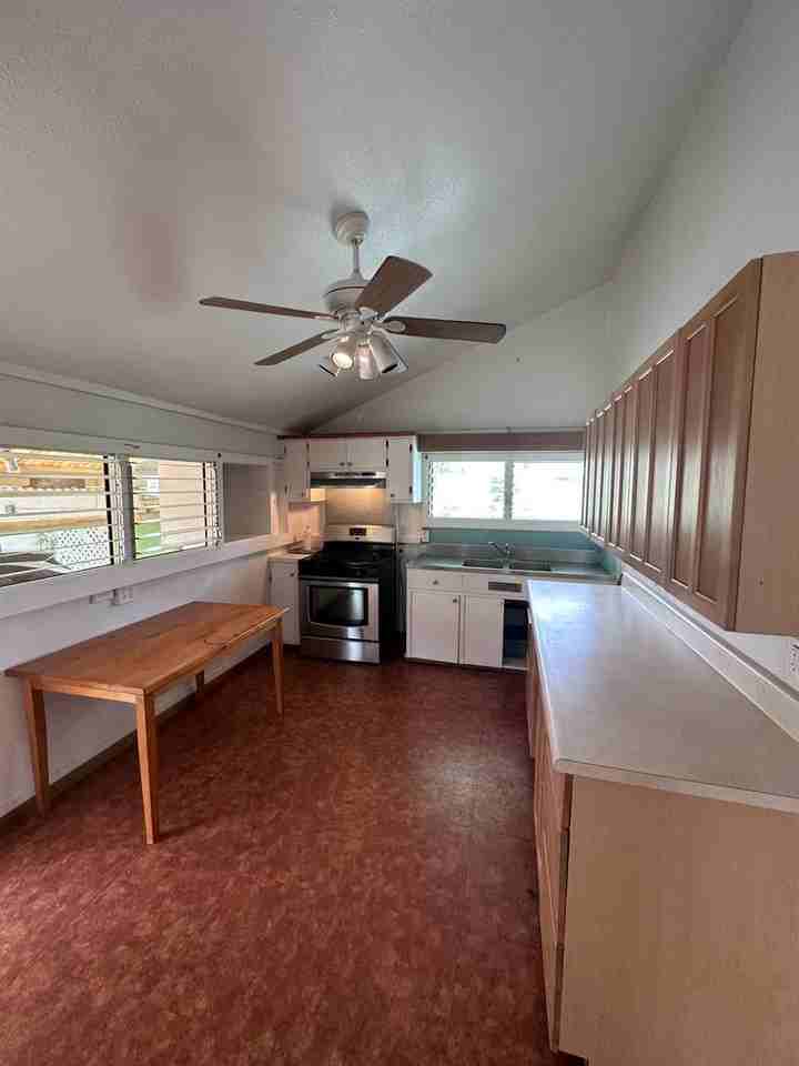 22 Kula Pl - Photo 4 of 9