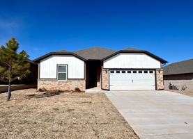 featured image of 4517 Ne 124th St